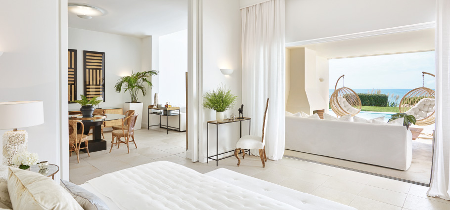 02-nostalgia-villa-on-the-beach-luxury-accommodation-vacation-in-grecotel-mandola-rosa-in-greece